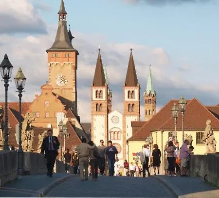 Cosy & Historic Ambience * Markt Nordheim