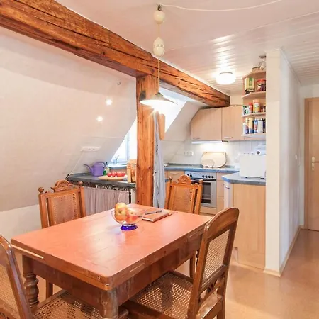 Cosy & Historic Ambience
